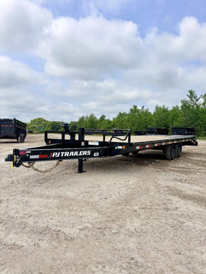 2027 PJ Trailers F8242 - Image 4