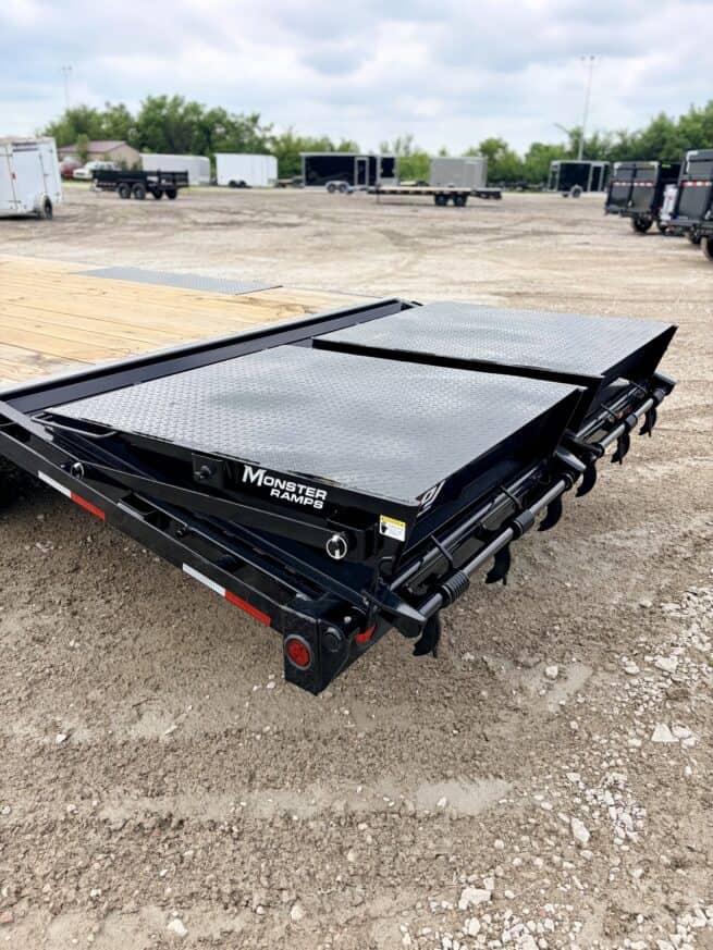 2027 PJ Trailers F8242 - Image 8