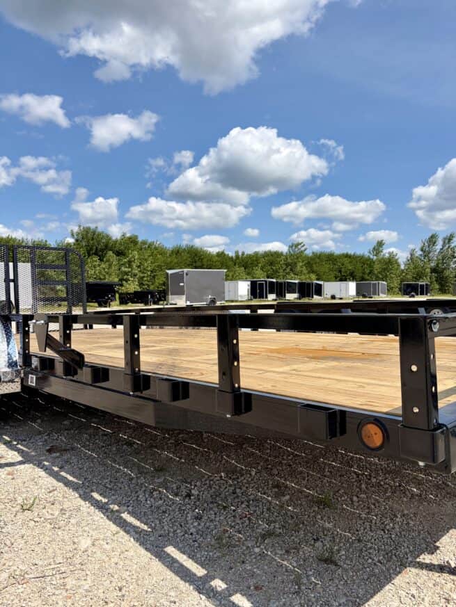 2027 PJ Trailers UL202 - Image 2