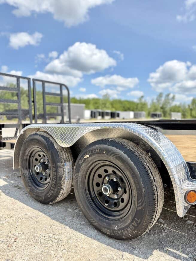 2027 PJ Trailers UL202 - Image 4