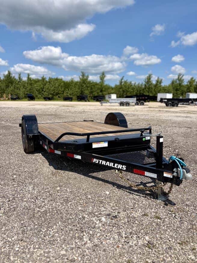 2027 PJ TRAILERS T1131 - Image 2