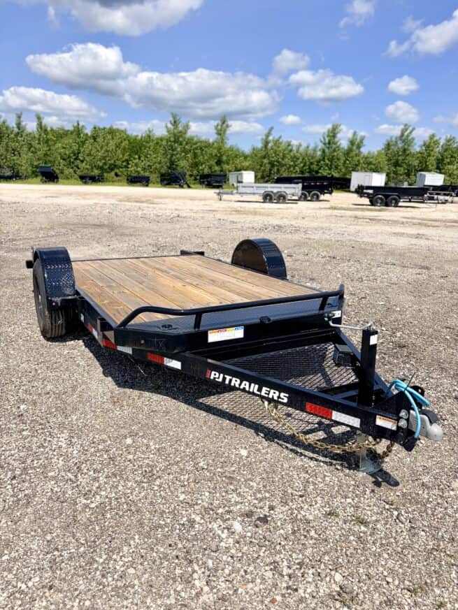 2027 PJ TRAILERS T1131