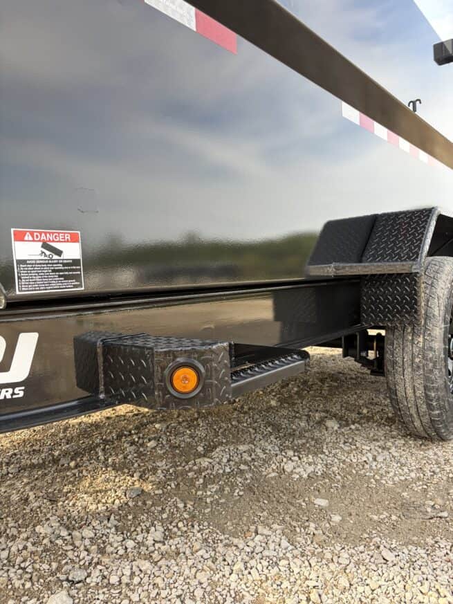 2027 PJ Trailers DT1142 - Image 7