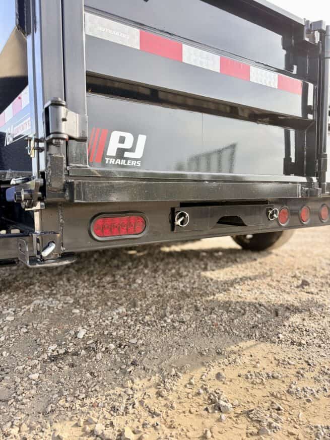 2027 PJ Trailers DT1142 - Image 11