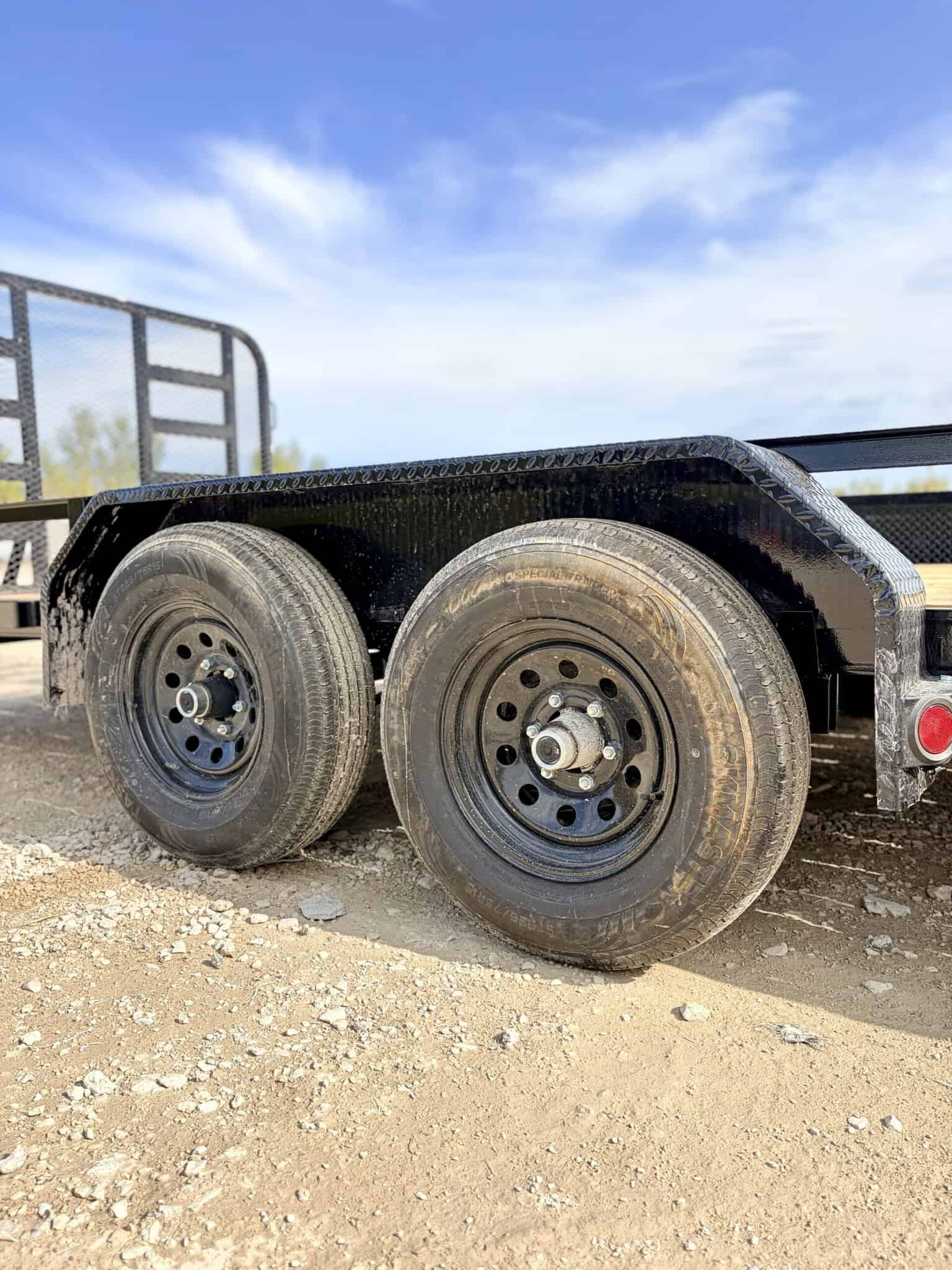 2027 PJ Trailers UL202 - Image 3