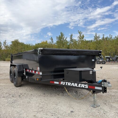 2027 PJ Trailers D7142